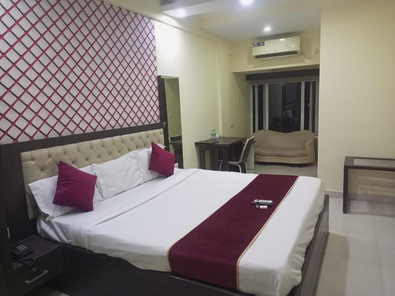 Hotel Eco Park New Town Buitenkant foto
