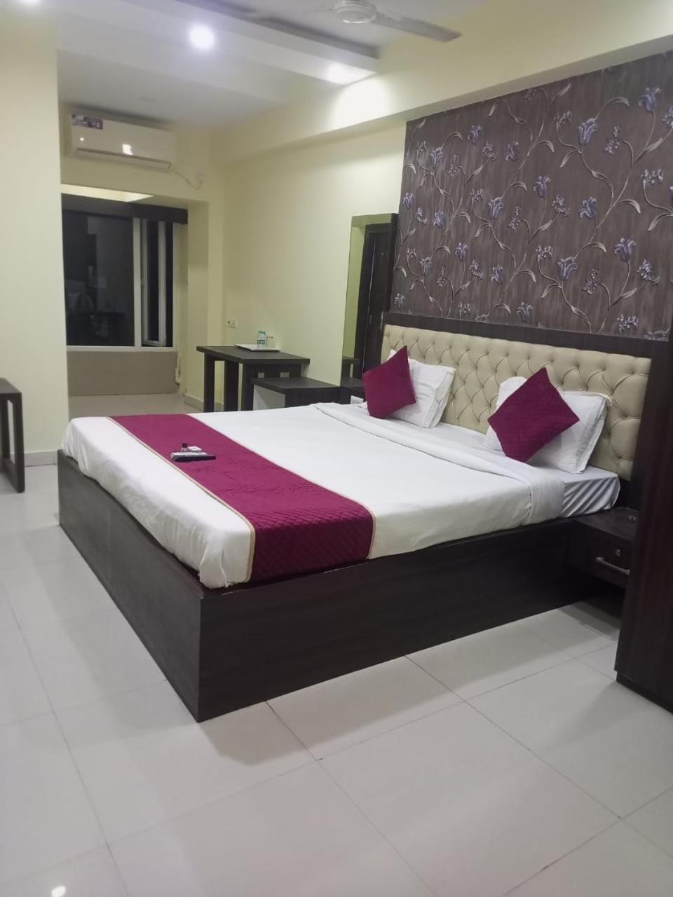 Hotel Eco Park New Town Buitenkant foto